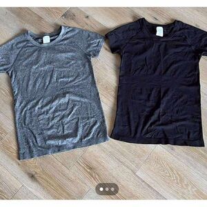 Athleta Black and Gray Tees Set